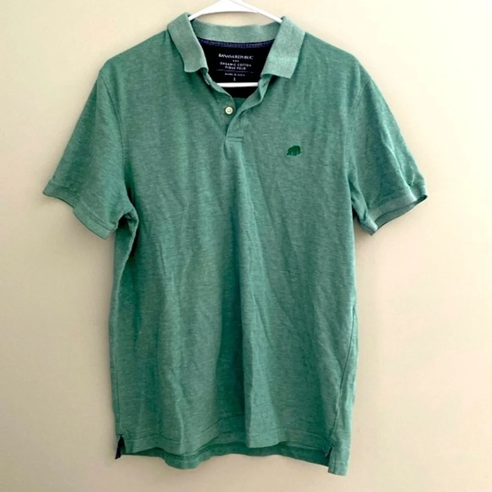 Banana Republic green polo